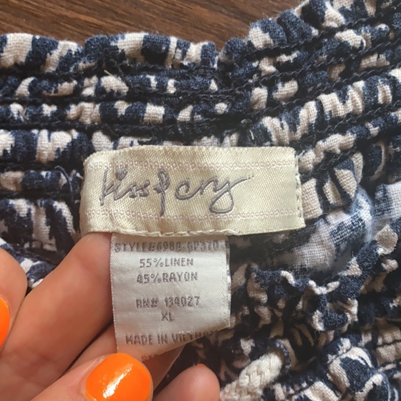 Shorts - Picture 3 of 3